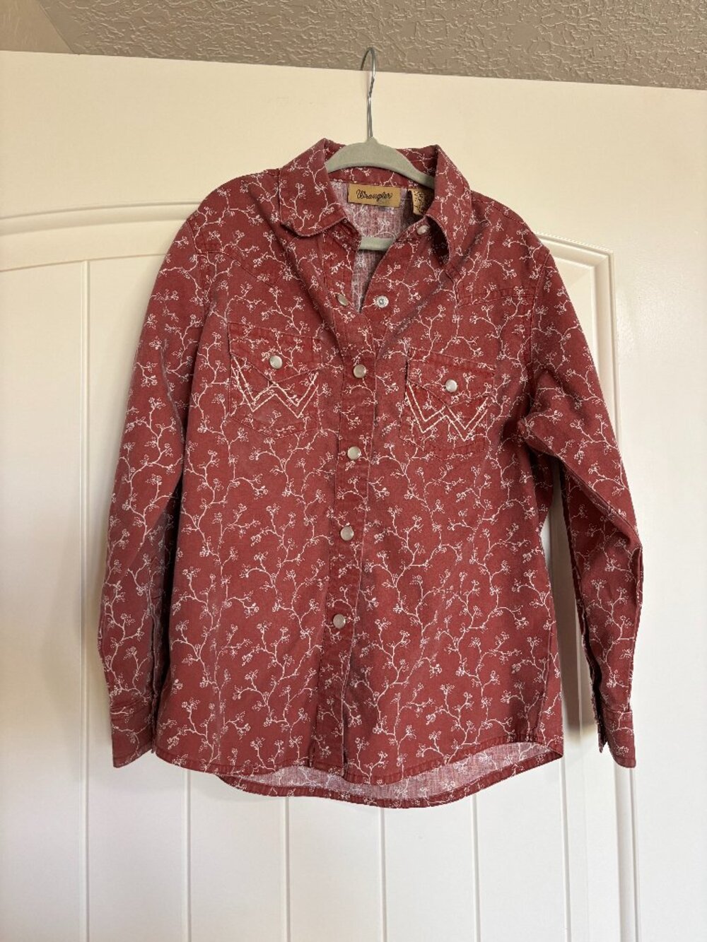 Wrangler Girls Rust Floral Western Snap Shirt Size Small